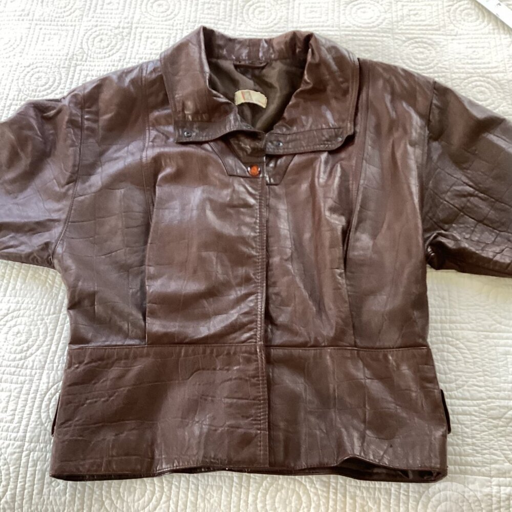 Vintage Brown Leather Jacket With Buckle Cuffs & Zipper Closure 80s